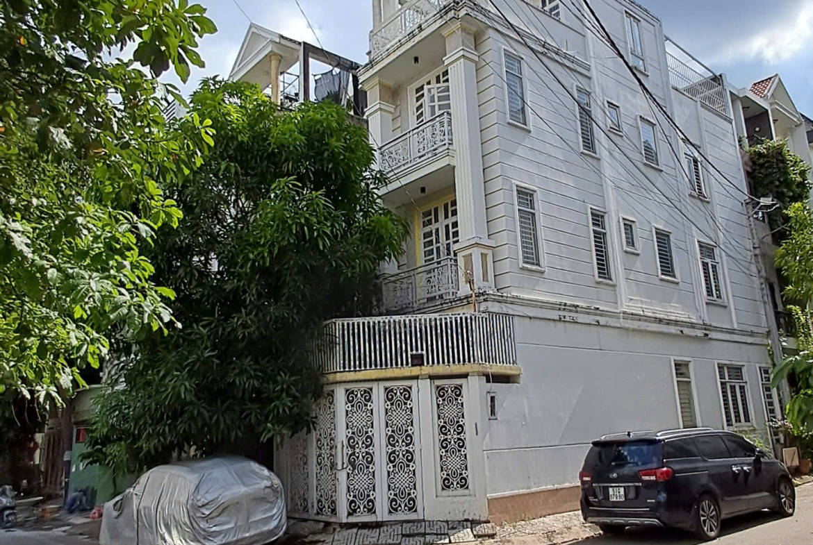 z7030695094706_d8762756e664242439e81be7885ab486