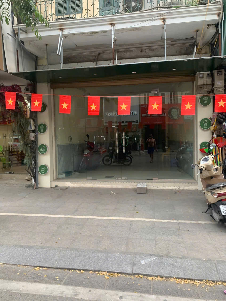 z7042299470648_33682d06569201b60115cee99104eca8