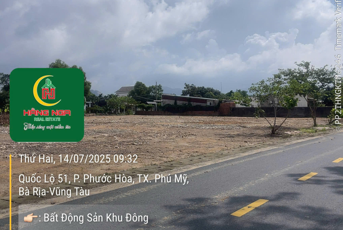 z7048110222384_36176251904d25cb8b54236d08974113