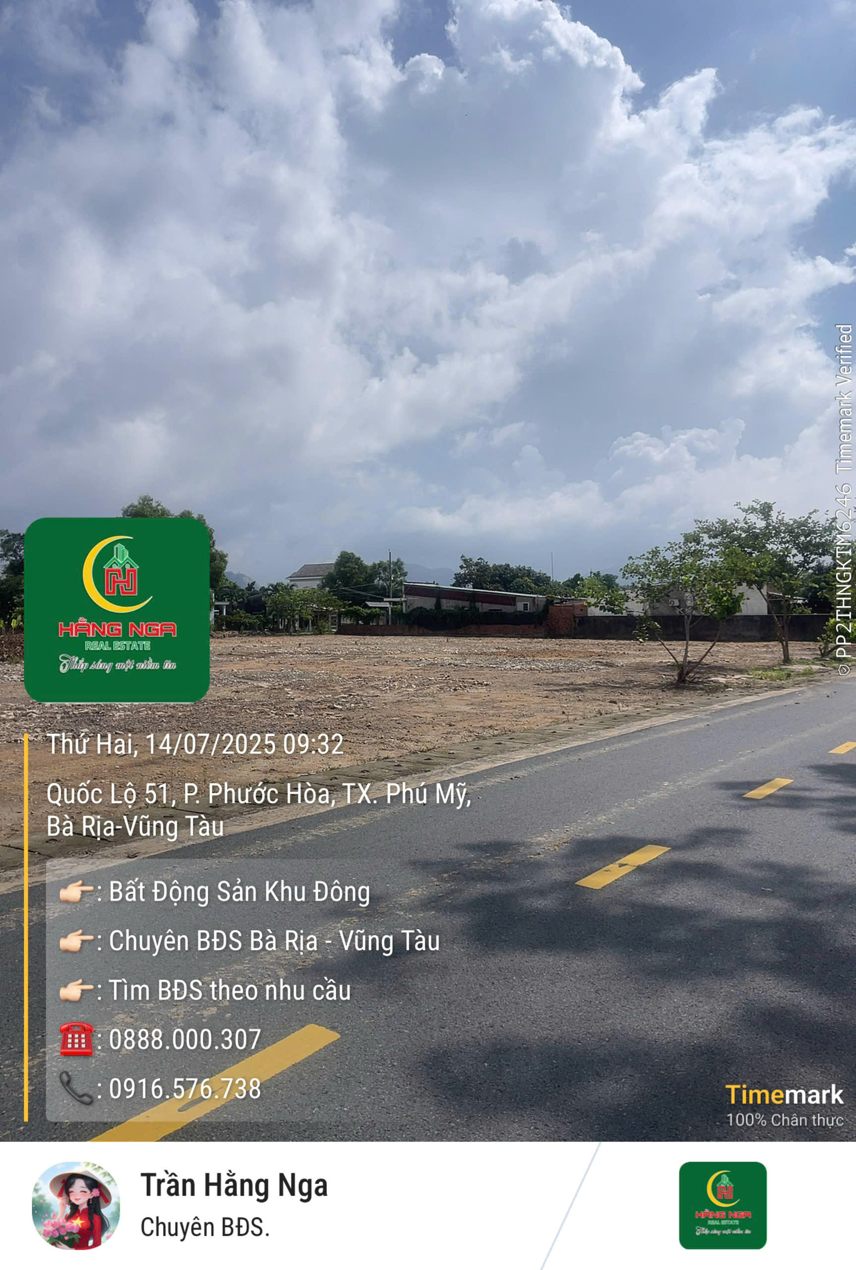 z7048110222384_36176251904d25cb8b54236d08974113