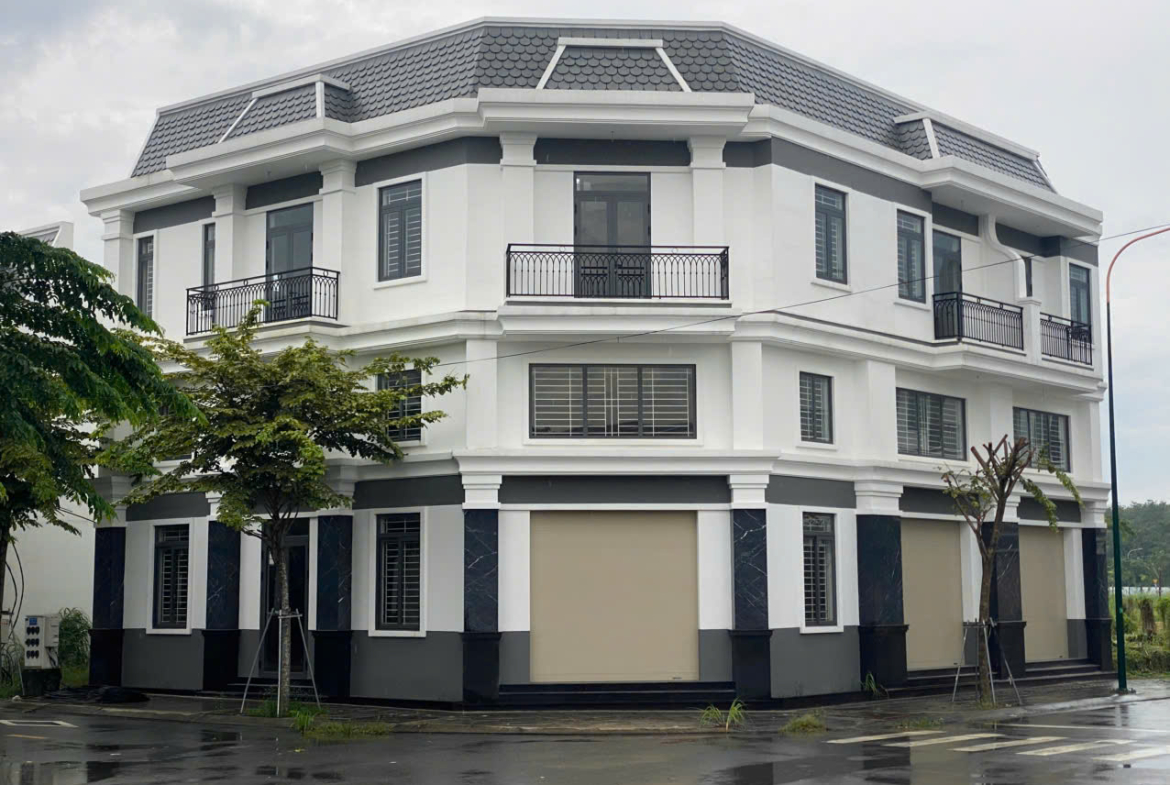 z7063913362800_030edbad5bf9bea80b61b35b7f336752