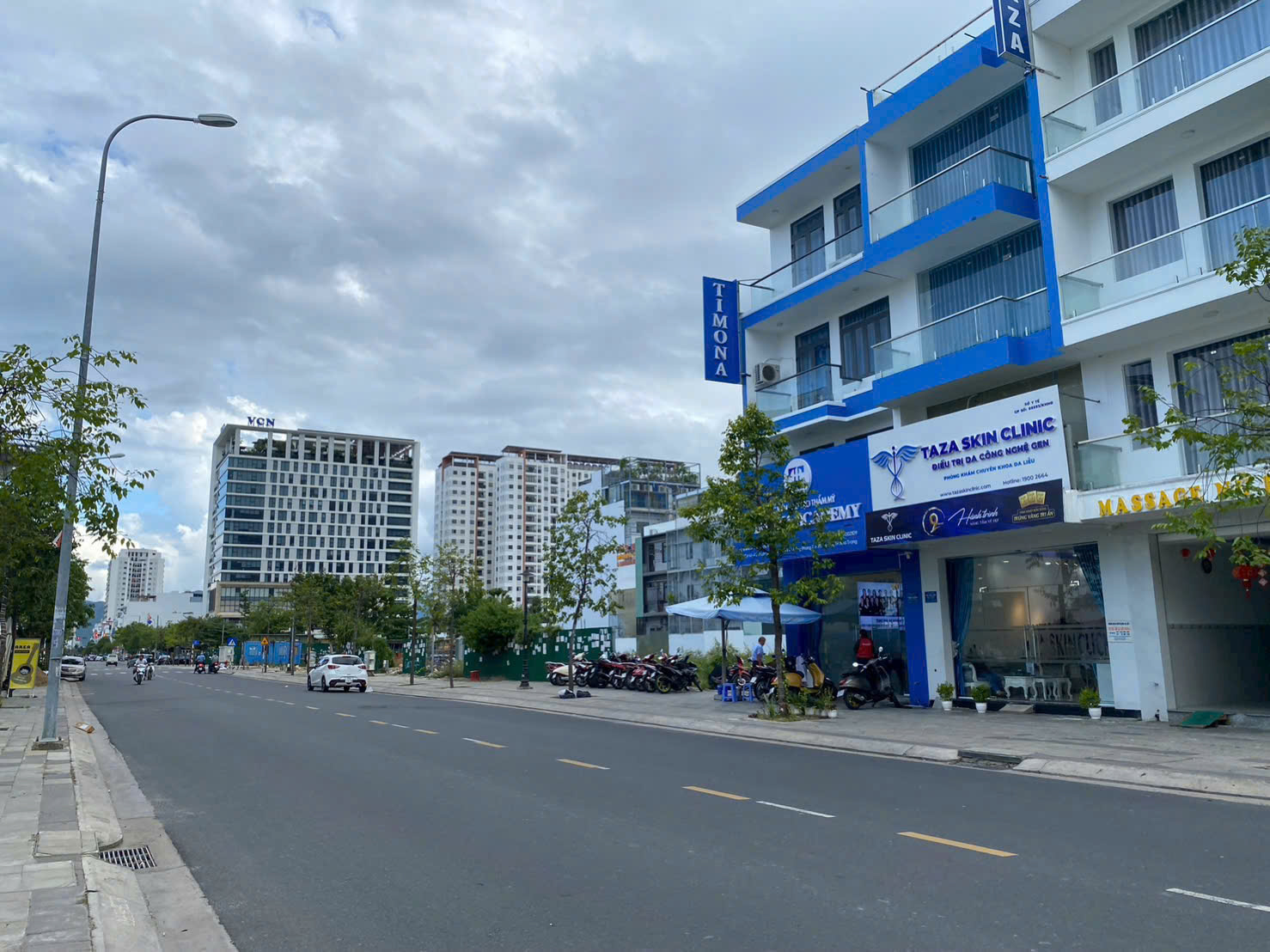 z7064369481253_ee6e409385fcabd71d42c53542c59248