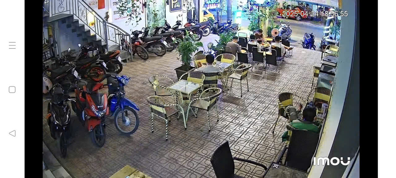 z7072411984364_078a4817f3441ae9328760a9f98a3b9b