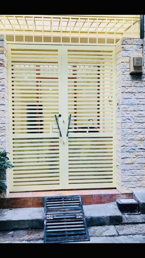 z7073447073304_9dc9a55917a639eabaf2f93176cf544f