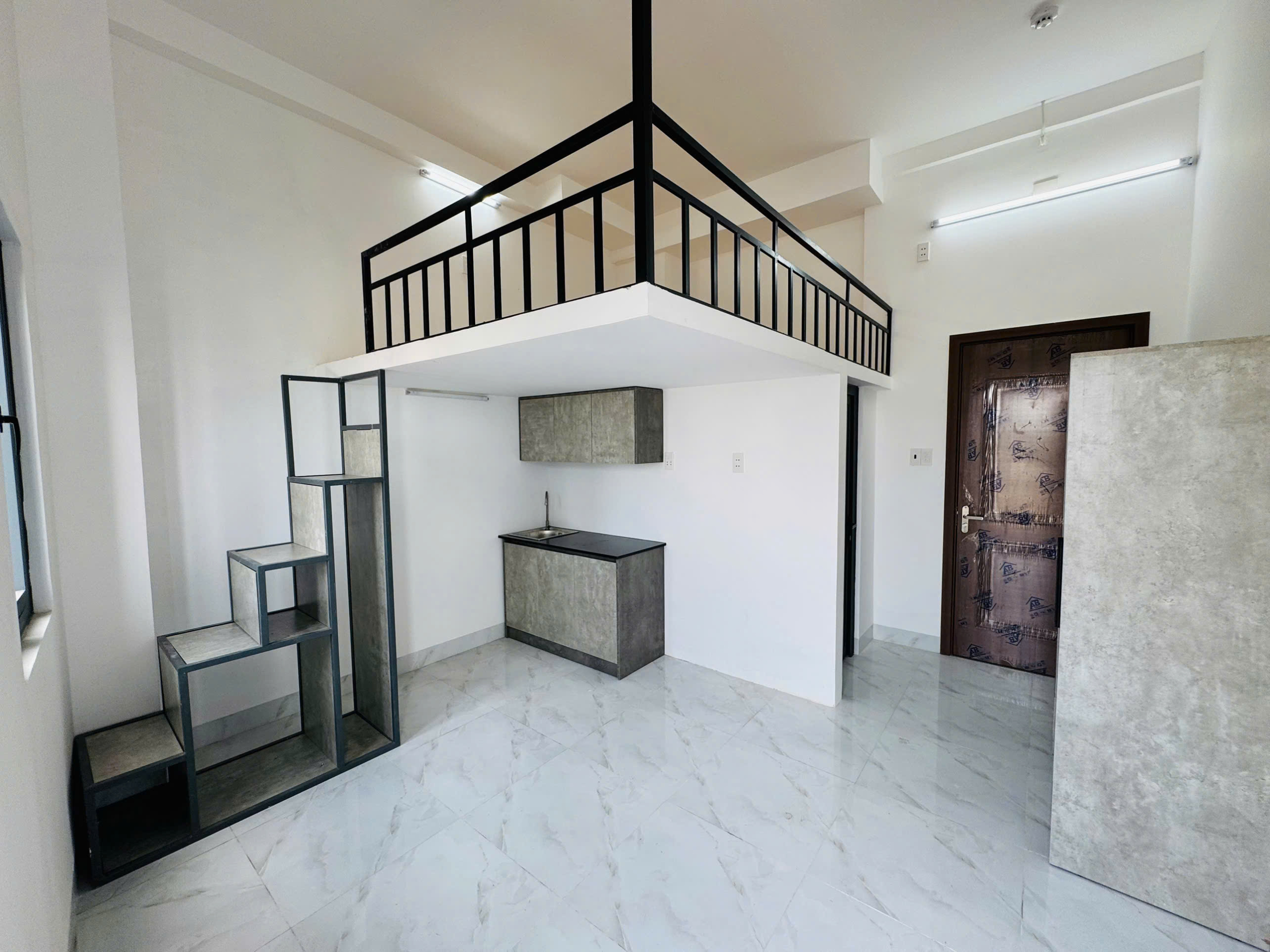 z7075856815996_0d60fd6307181a063781441562480ead