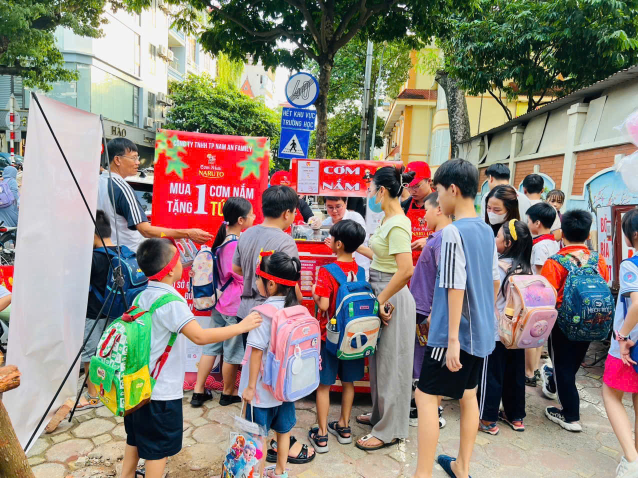 z7082202845032_e4703a44e2c9c66621af8d551dca9b12