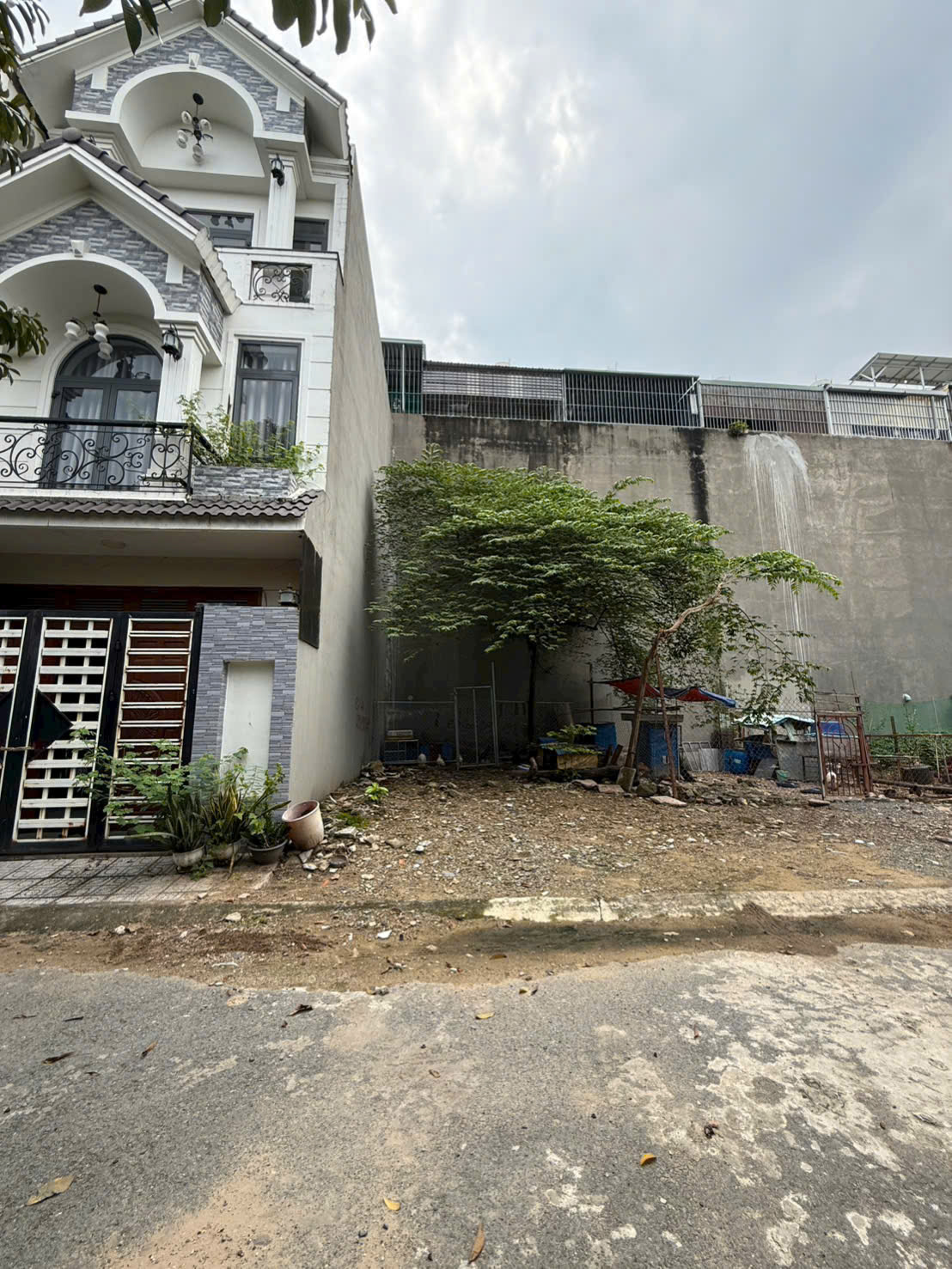 z7083467789587_91300b154432b2104328fd23b614e90d