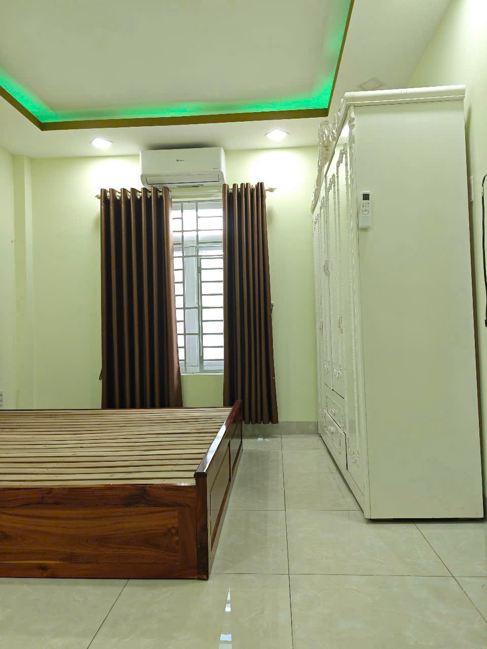 z7090163854186_54dde5c71f1a49a274ad86cb0b9cd242