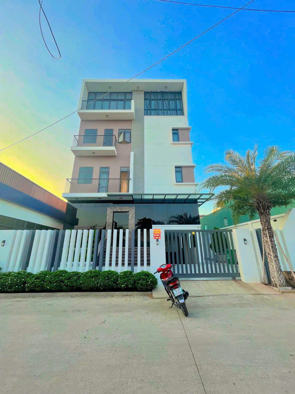 z7090596662696_d01622a50cae242199a6c9c1c0a736de