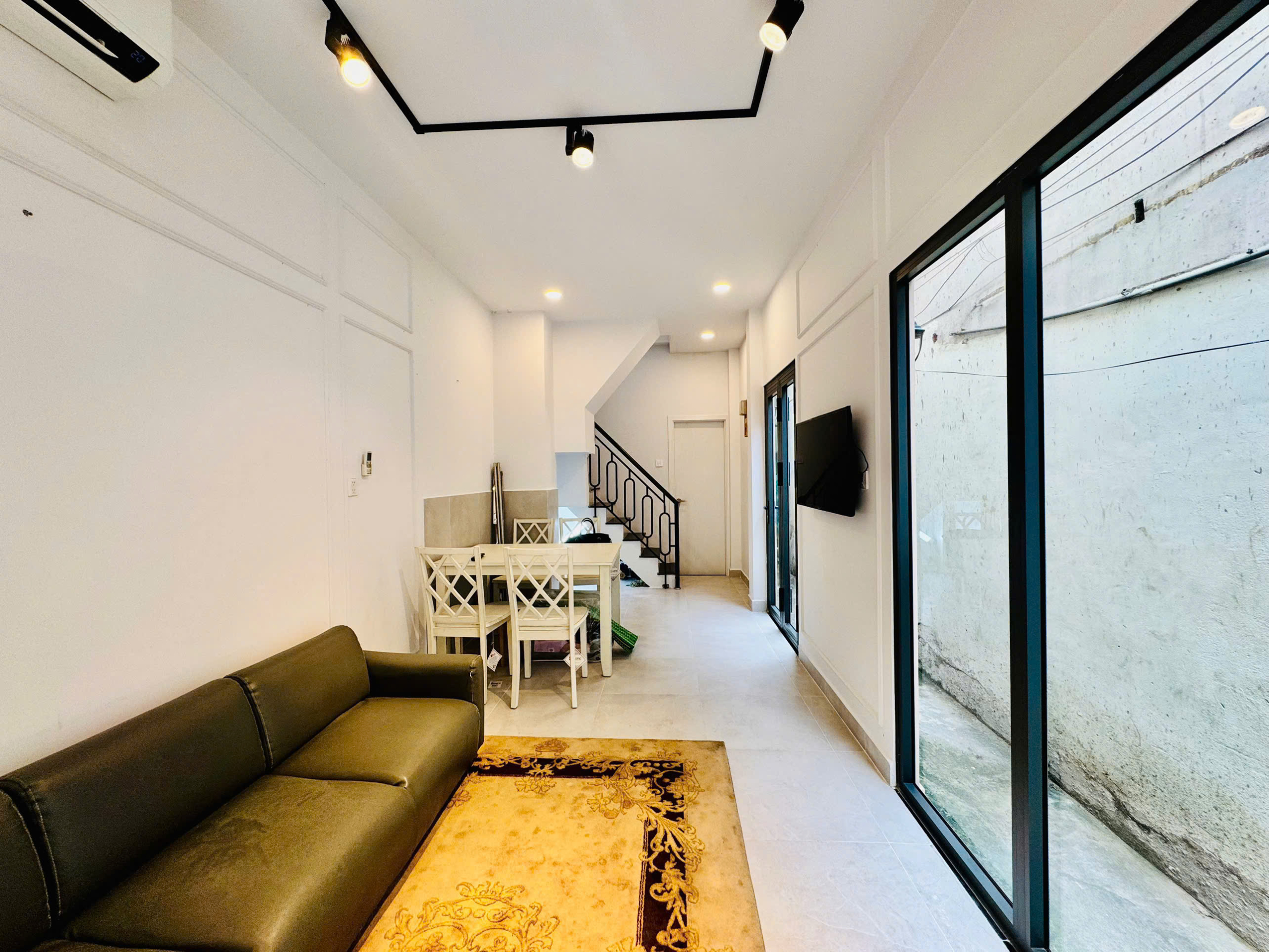 z7090612695616_4569696bcf043eb5bb9f588be114d54a