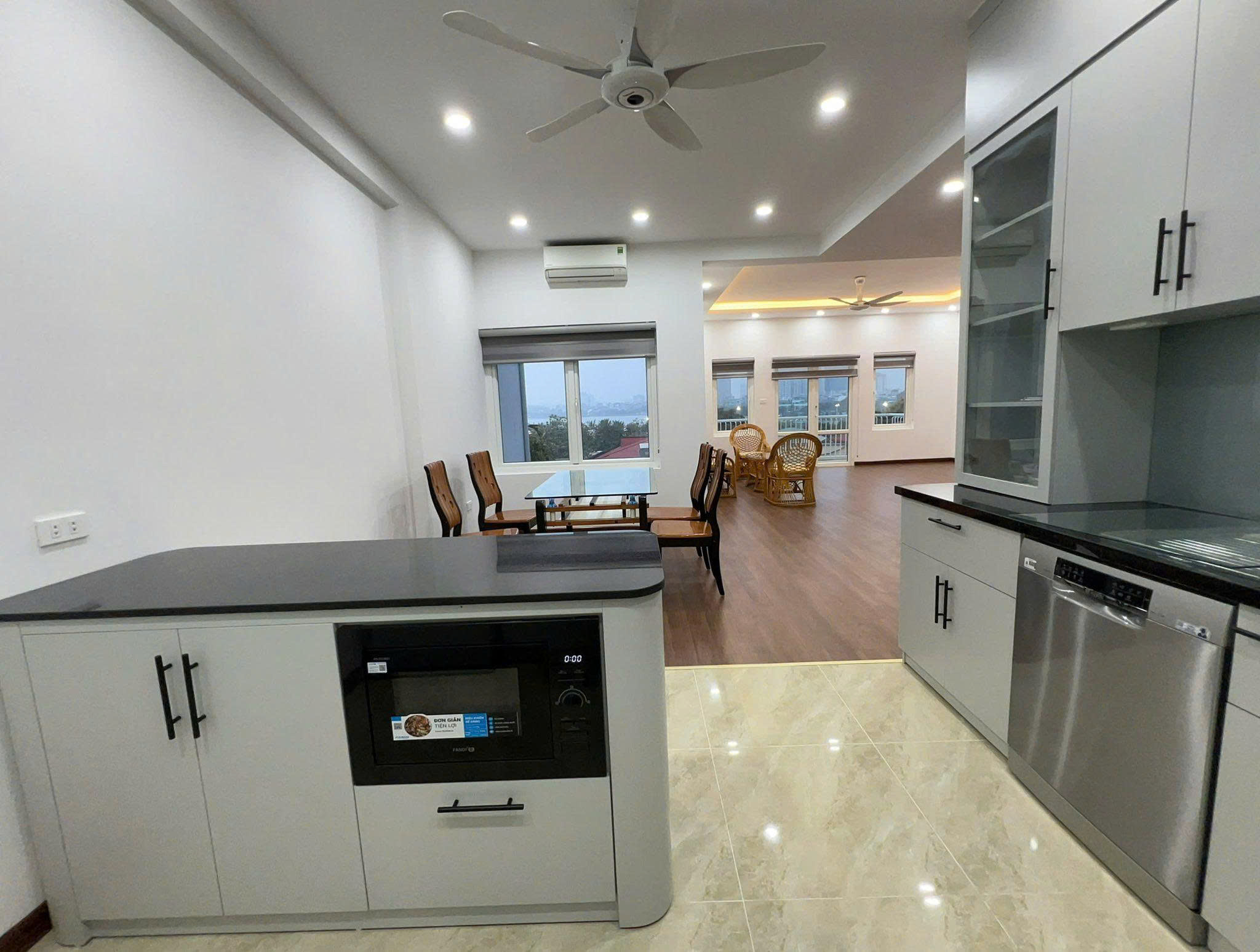 z7090941830616_af3f75358170db1c1ff500c8ab0b3397