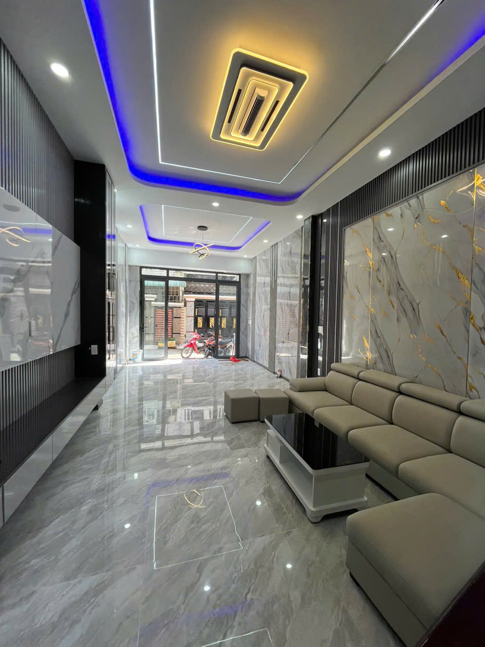 z7093786959469_cc5294f5f16fa3f5dbe7012f04d6f01c