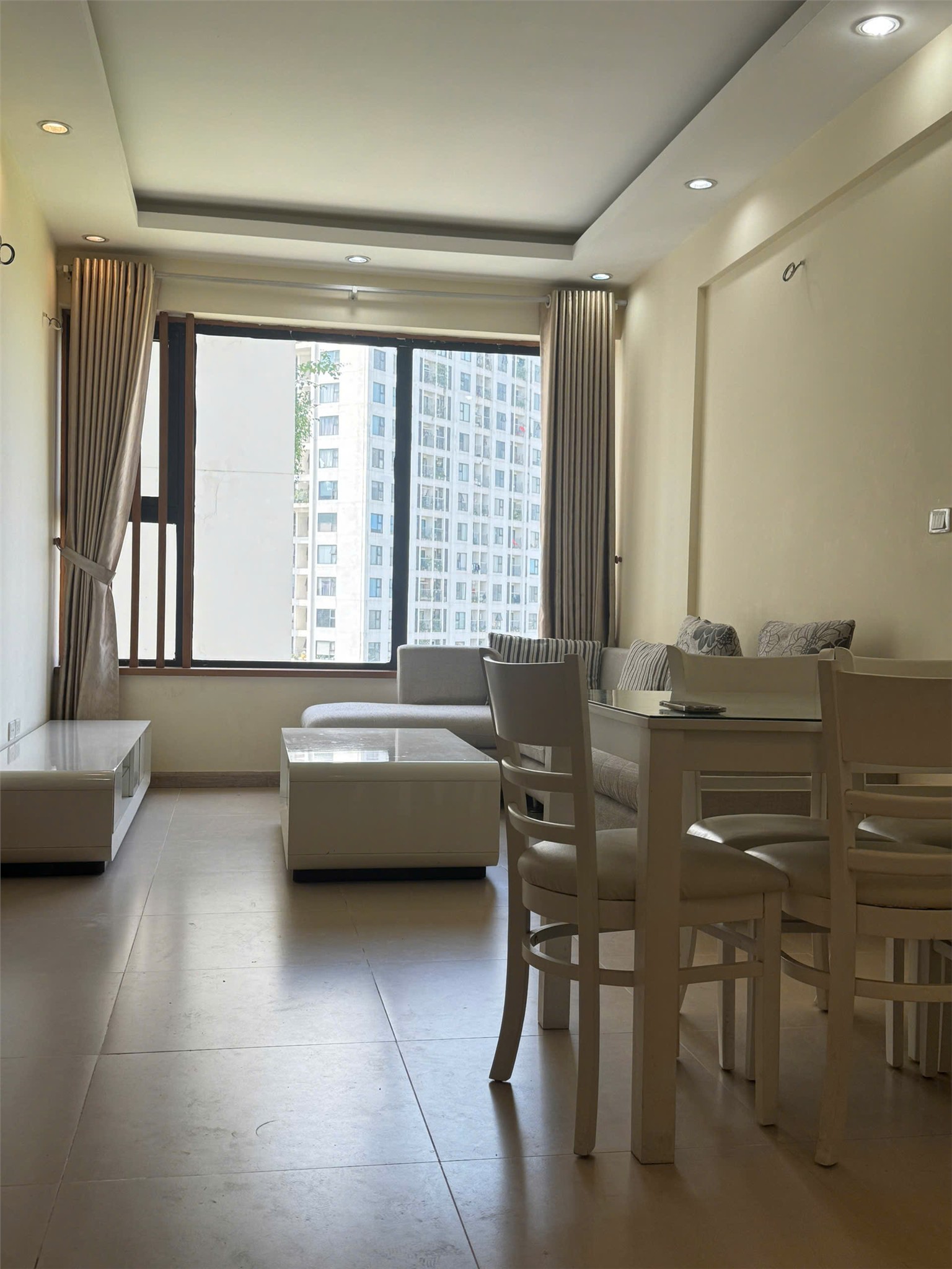 z7094745928930_bea36ff41486648607506c0e9a241637