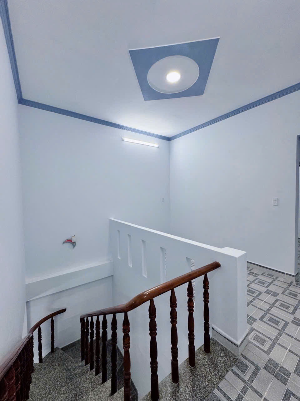 z7096798830860_bf90c3d3df814c3554dfe2c916566a53