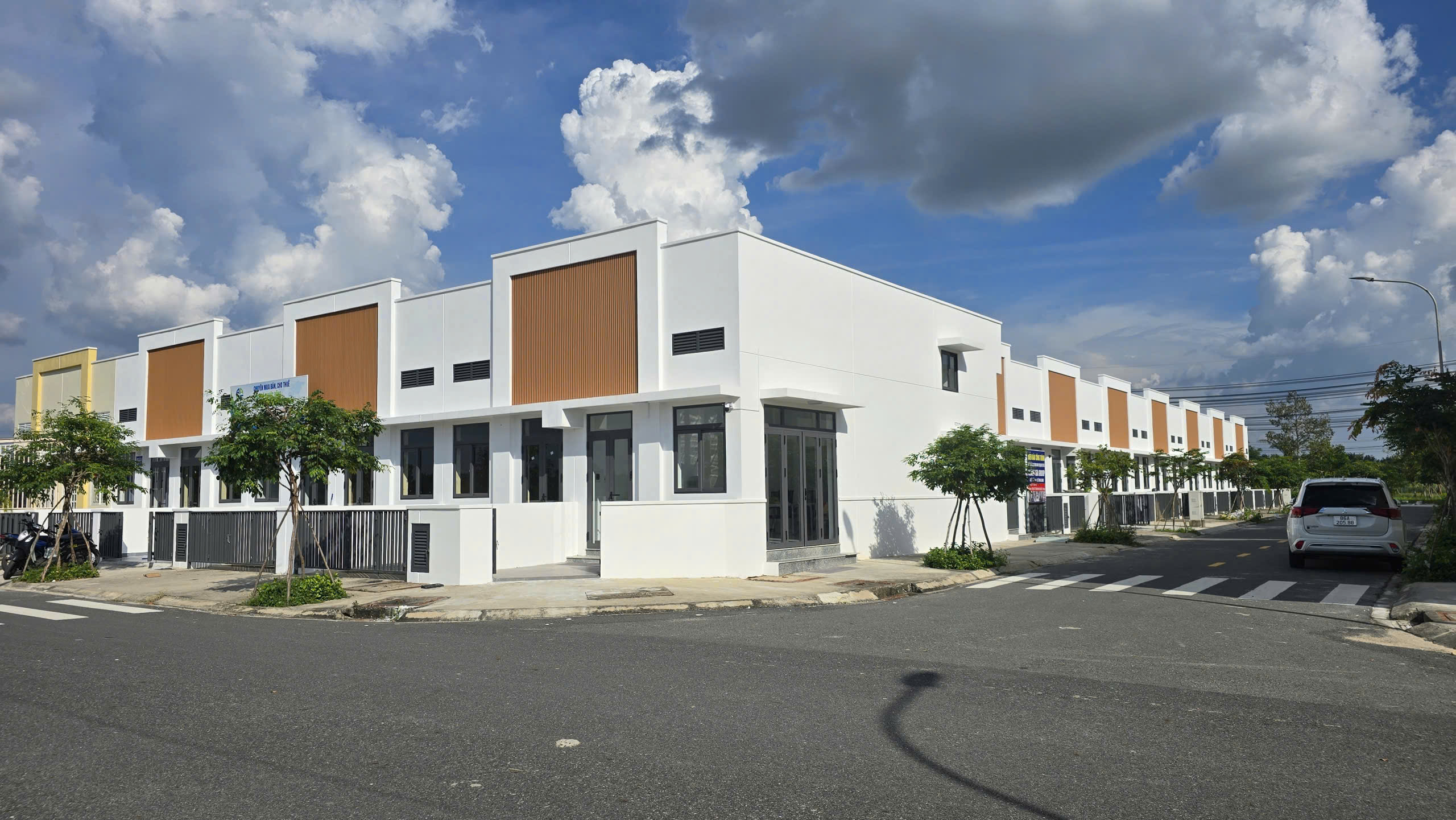 z7100380126435_188d93e36732272edbc575c850cd51d0