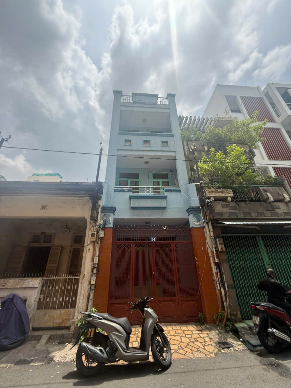 z7105340099840_35750f2d6539b958f375e72ae5f68943