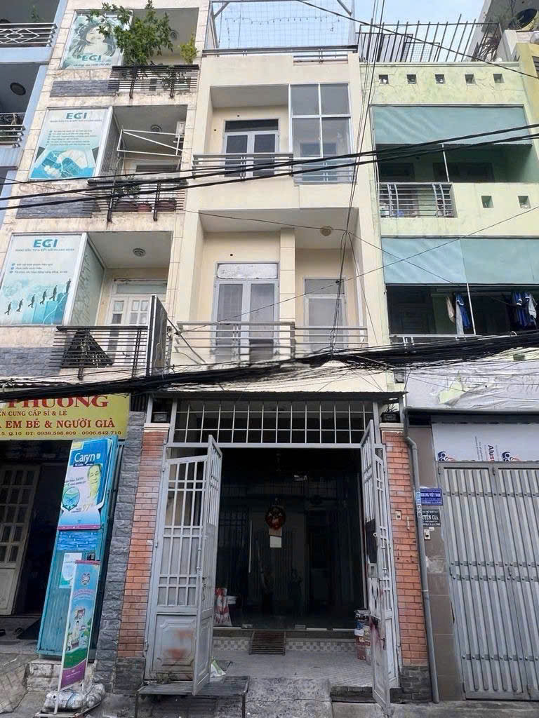 z7105369046272_b9d7c2ed828aa6ee5676ddda9fef80cf