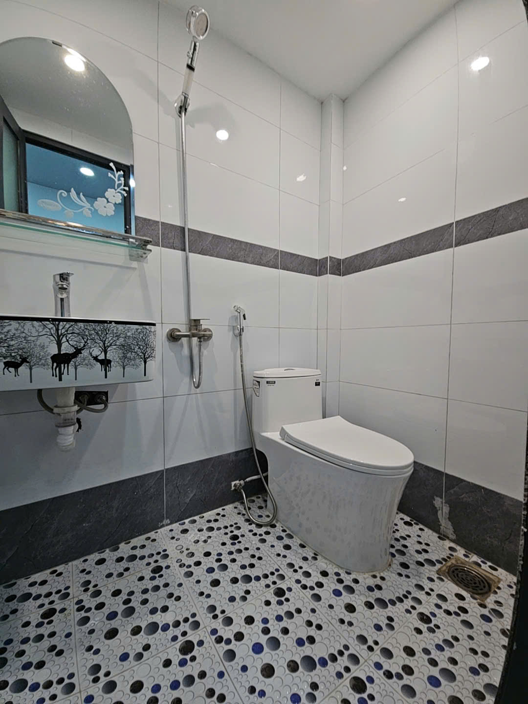 z7106023618030_7d7e2421b956a76bf70d1f9b691feb90