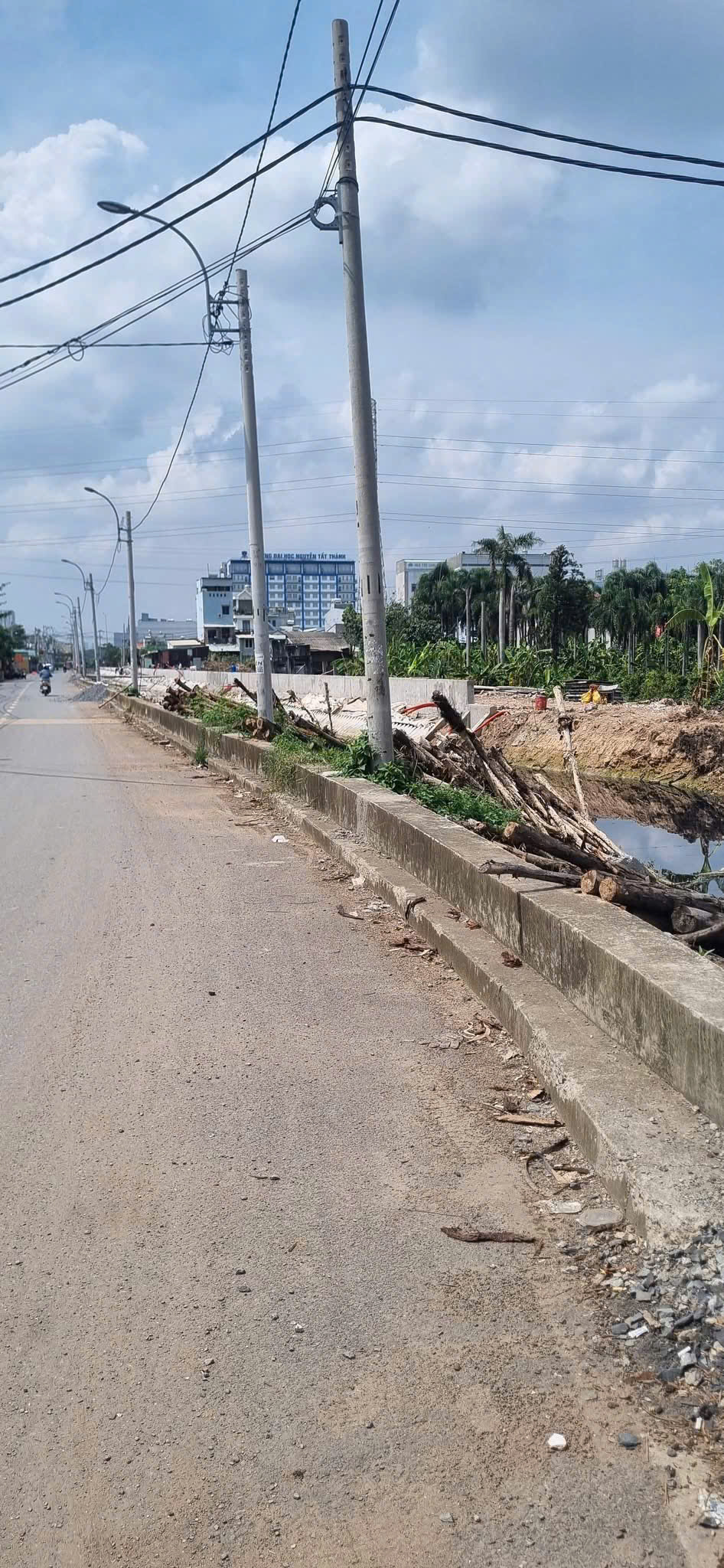 z7106181275925_cfd75356fdfc9f6e051a0e96592d705e