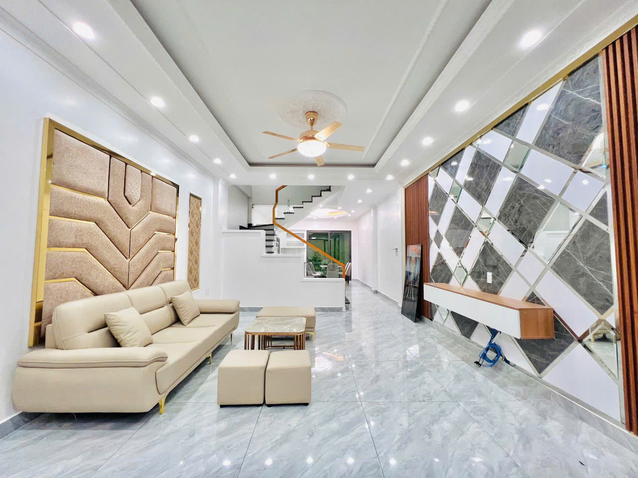 z7107621754946_cda8ad2a5196cfd0e061e51ff9222b3f