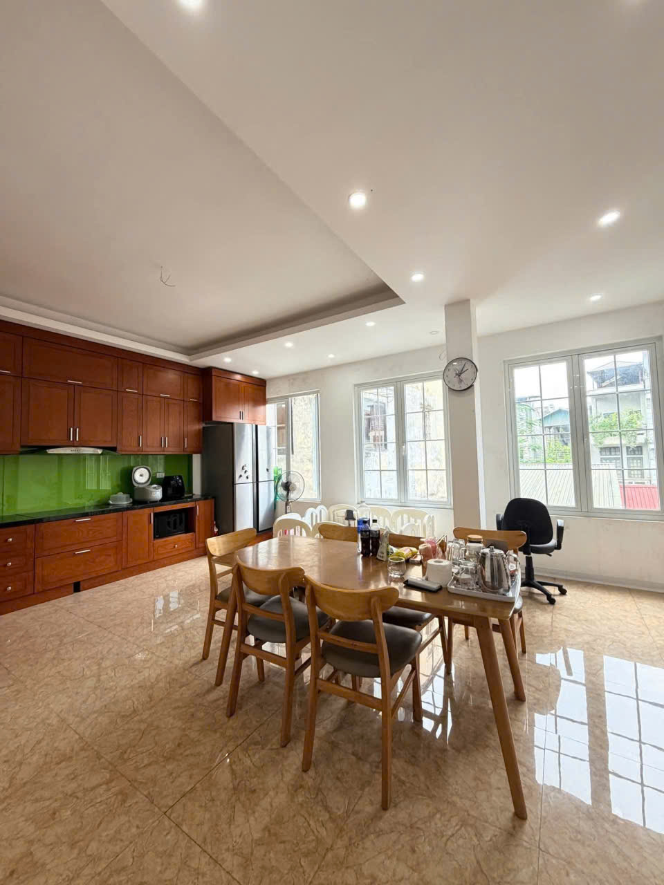 z7109492648065_24aedb6aa69fa1eae149d803a865074cdc