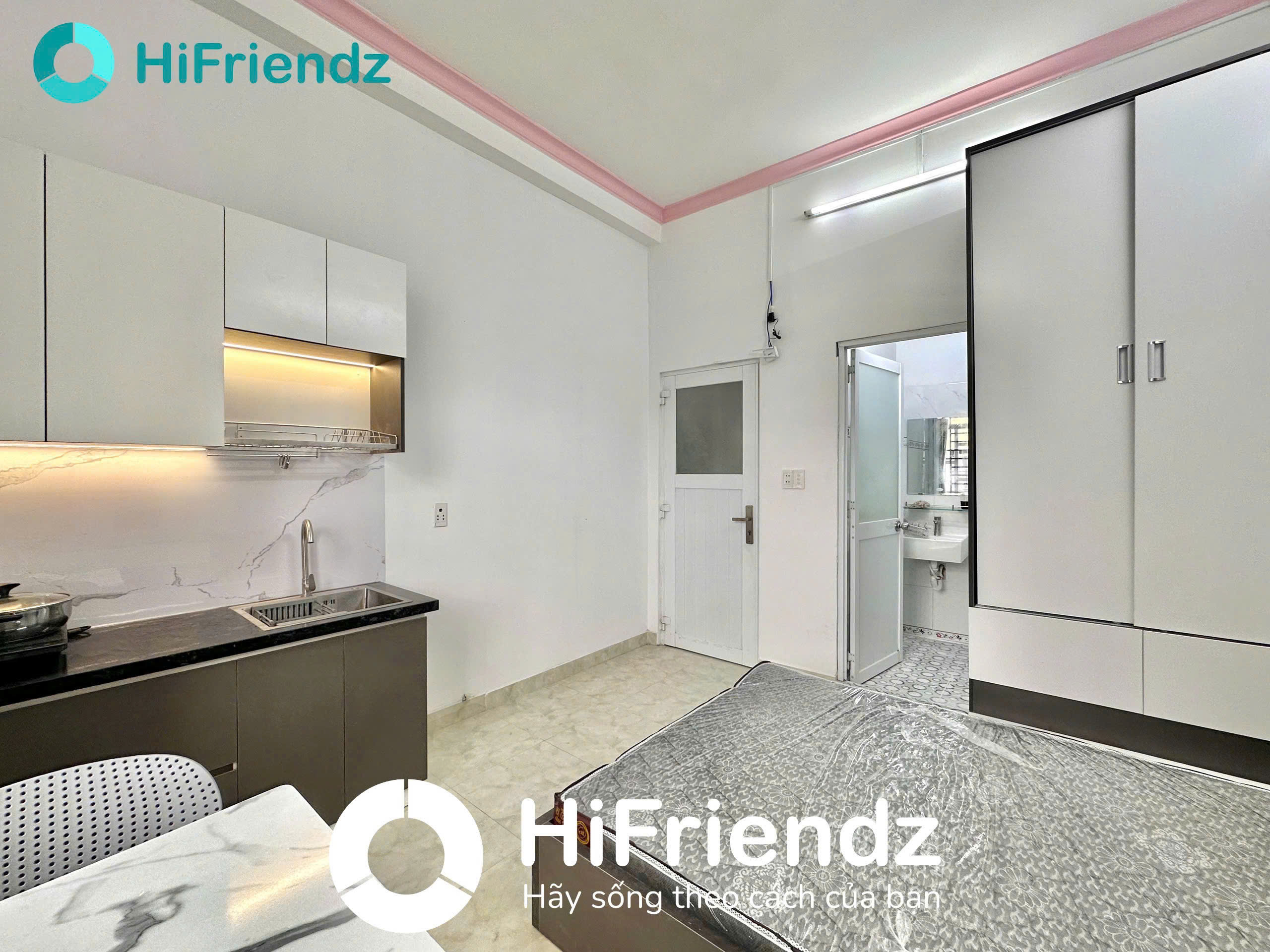 z7110373841147_4d9857d2c3b579e0e179d8581dcc3a8d