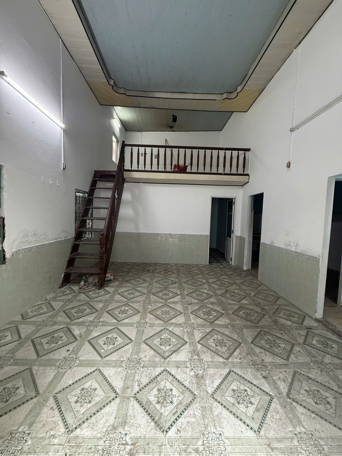 z7111515297406_e16f9a4cec332ca3bb2b38a939afc228