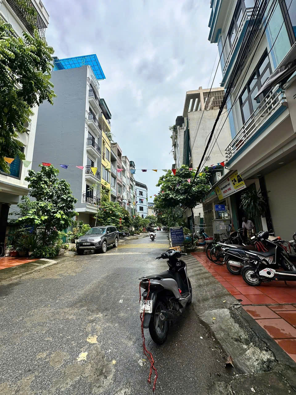 z7113364446083_0ddae8b55461d4c29a006c18ce8bbb3b