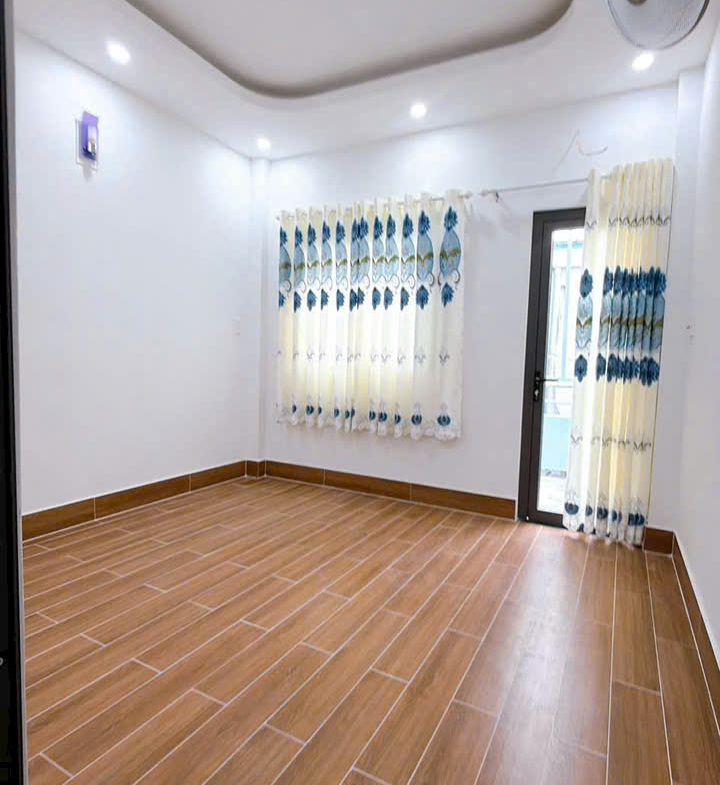 z7120233574903_5e06e075b17b2596c8c4fdc7b9d5412b