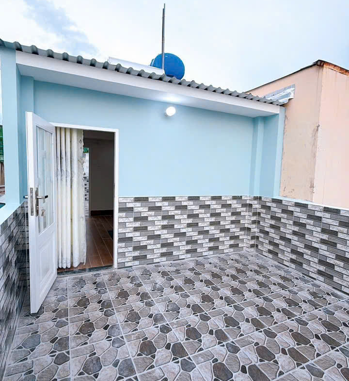 z7120233590025_5f9482cea525e7407f59c9bb3e20219e