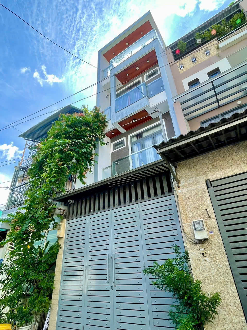 z7121249941784_63e971ab18a277109c141b10a235c272