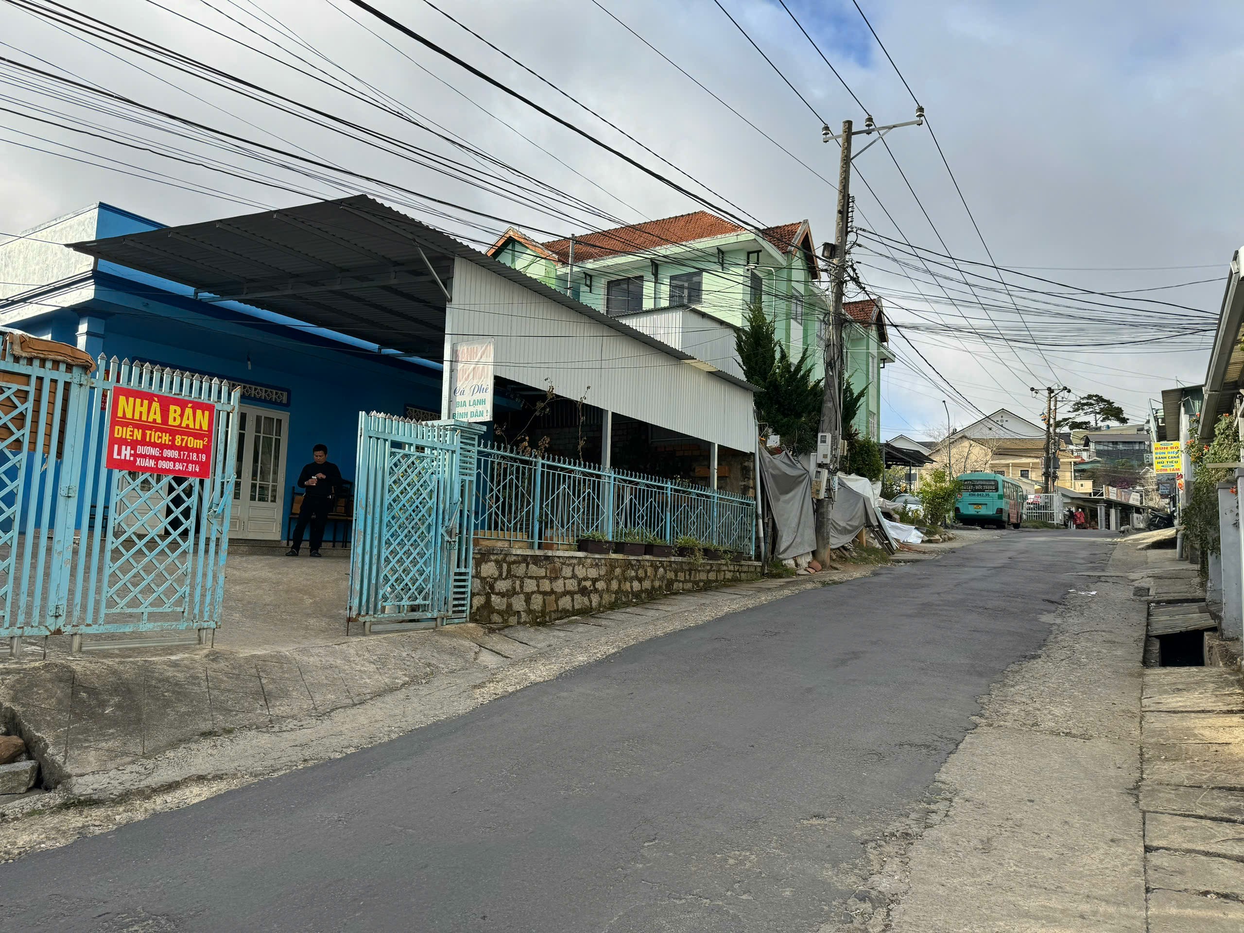 z7121429970880_60e16cd8b013ba75639afaac2022bd0d