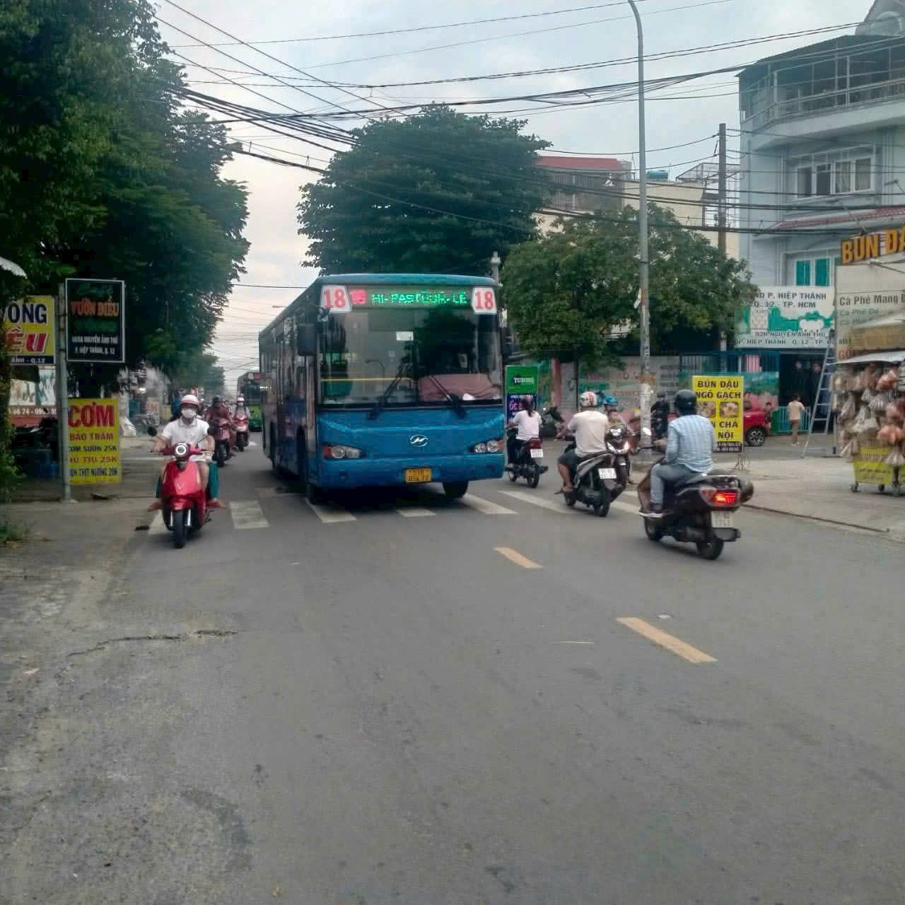 z7122160813928_178fe2c2e0e41d8f21a12fe5461dc64b