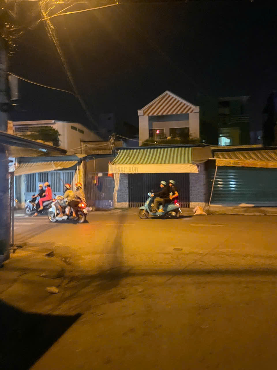 z7124261878919_58b3abcee975e364ddb67187b9c1242f