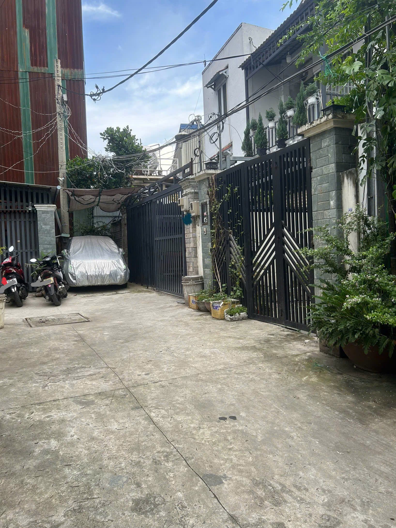 z7124347262099_94c987c323ab276bba807949b9d6782f