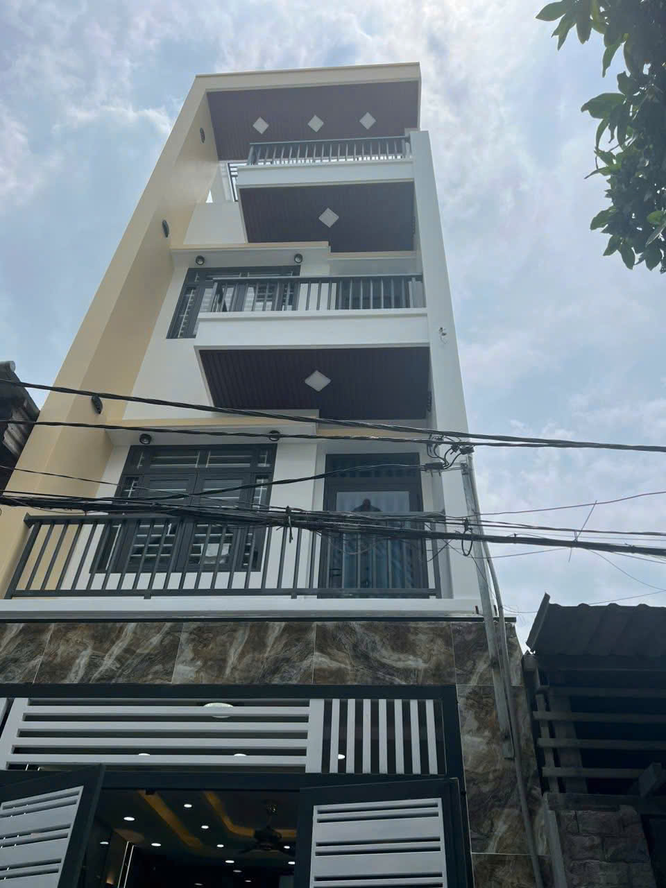 z7125904961657_94b984780d1176a8707f2661a9fbbb40