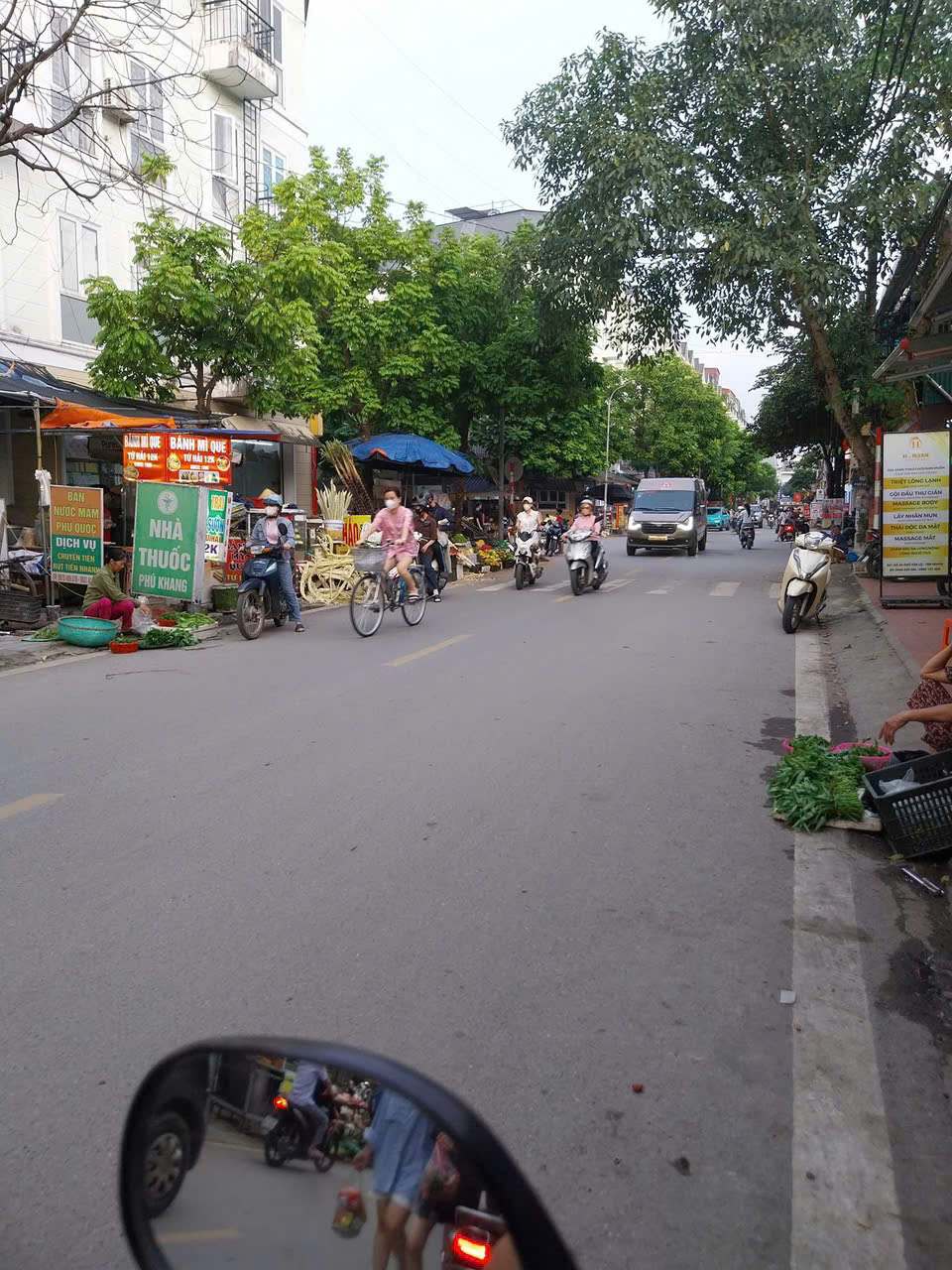 z7127903758776_70487a3c54c6a152116a1eb8149df978