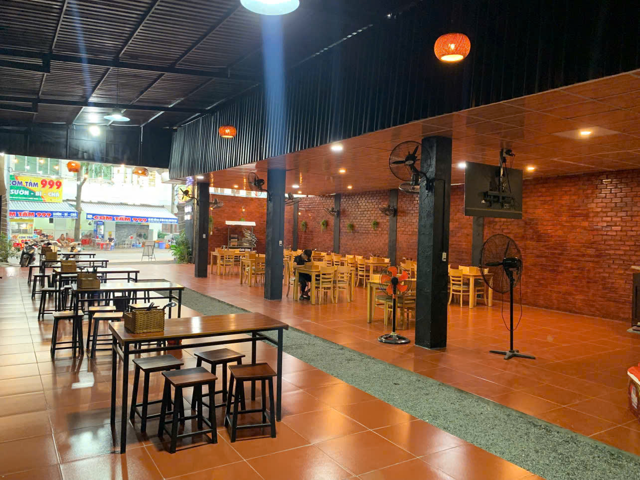 z7130410417201_292b03efd20db5774e70f25df65970b1