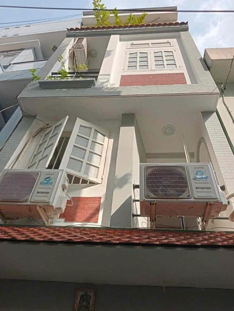 z7132100246503_a04e6f72fdcc442a1213f63a57005bb3