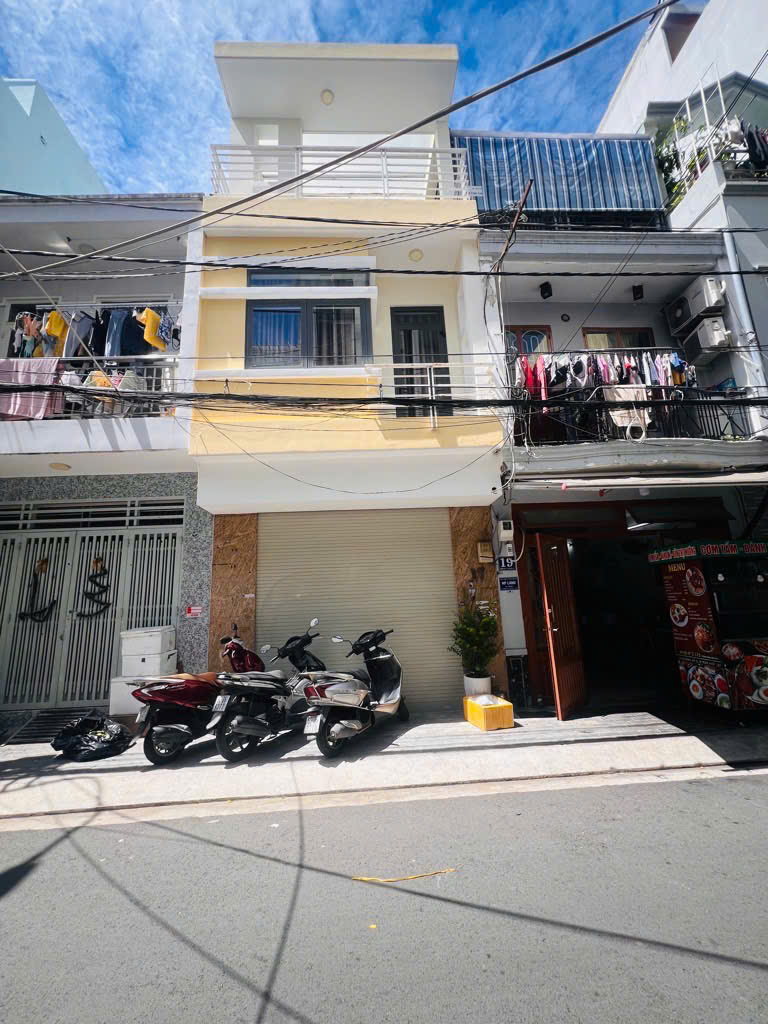 z7135358486359_d8369ea04418f7521ce63428b8931c76