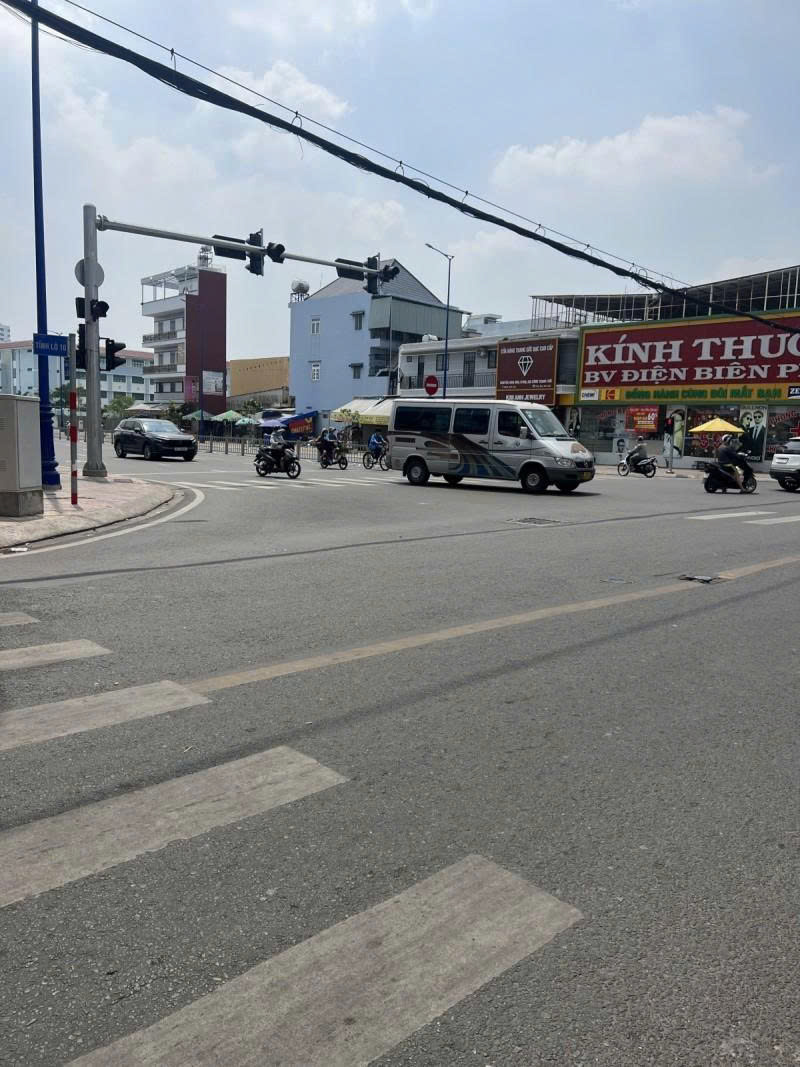 z7138040200981_805ddb55cead10dc63f7577b9ddbc0c5