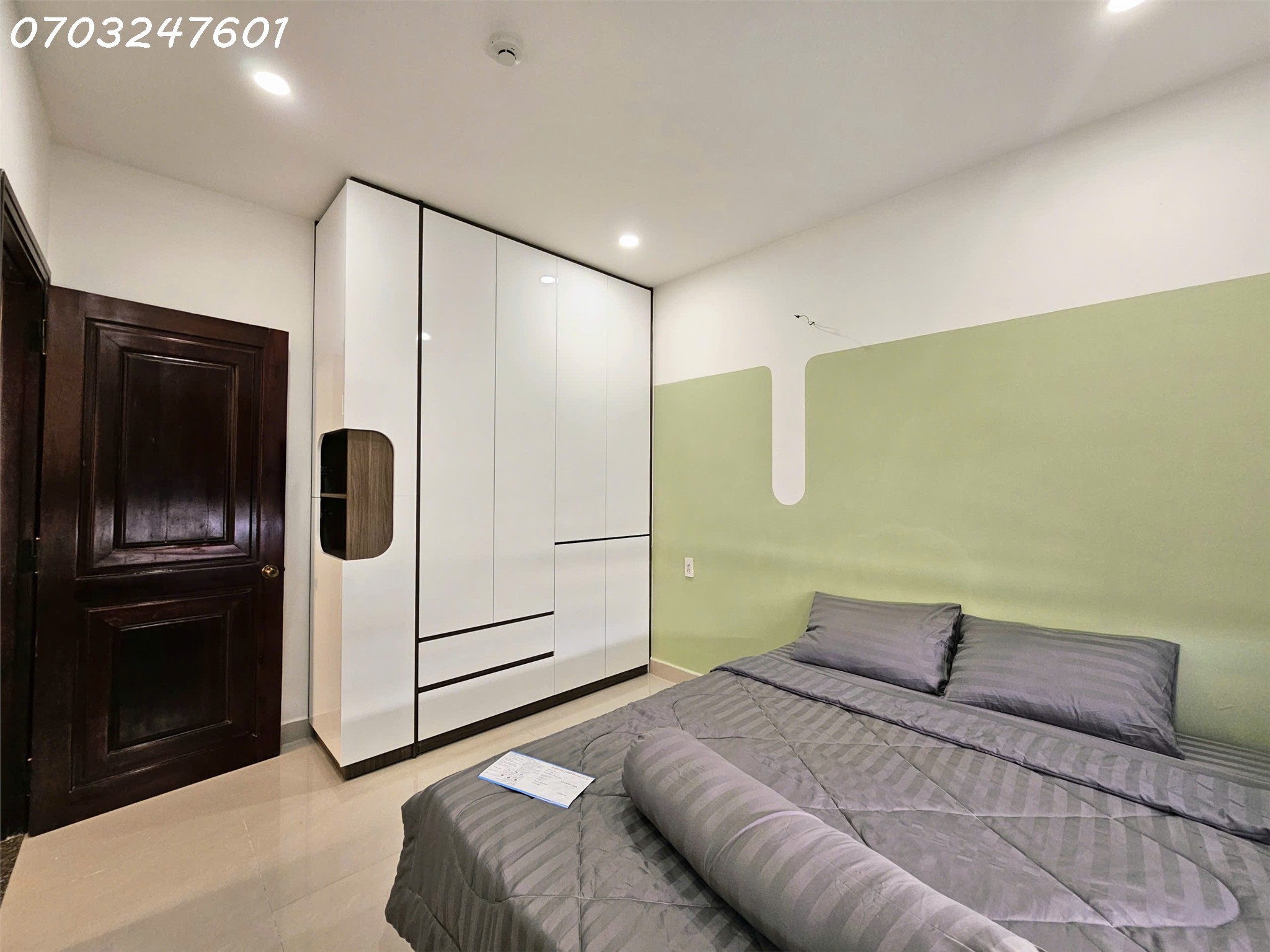 z7138700969426_26f09356480d426d5a8beb0be37c6e4b