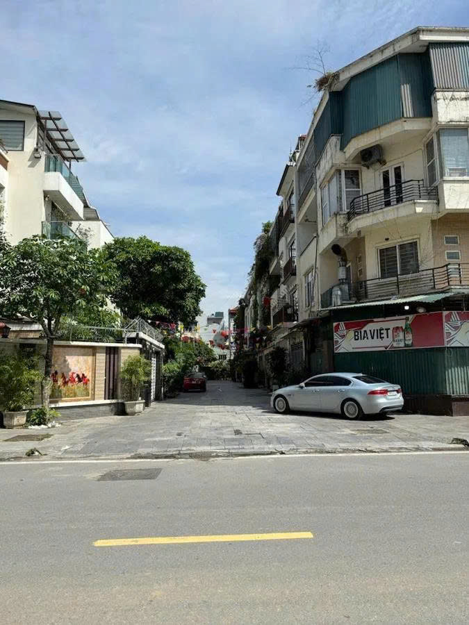 z7140009575882_3fddf1c2c5cd966dddd78e4c9c081061