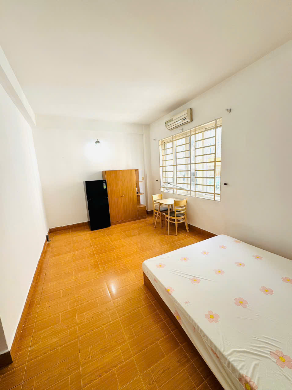 z7143699222815_691fde79f86f0a22a970682abf469a1e