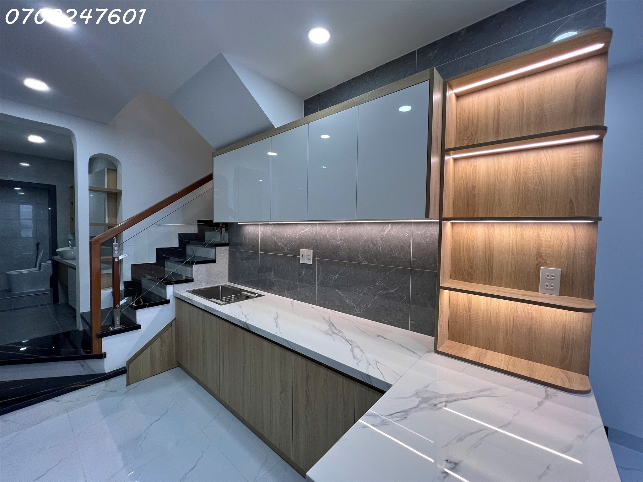 z7144637940970_9cb56629cd129f44d0d5999e00a03baf