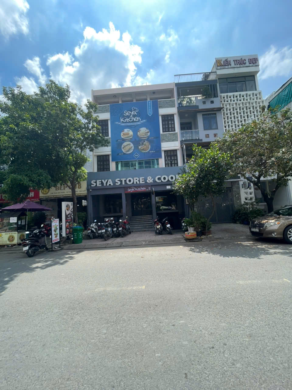 z7147089940938_162f85c0596db53e986cfacd6cadbf88