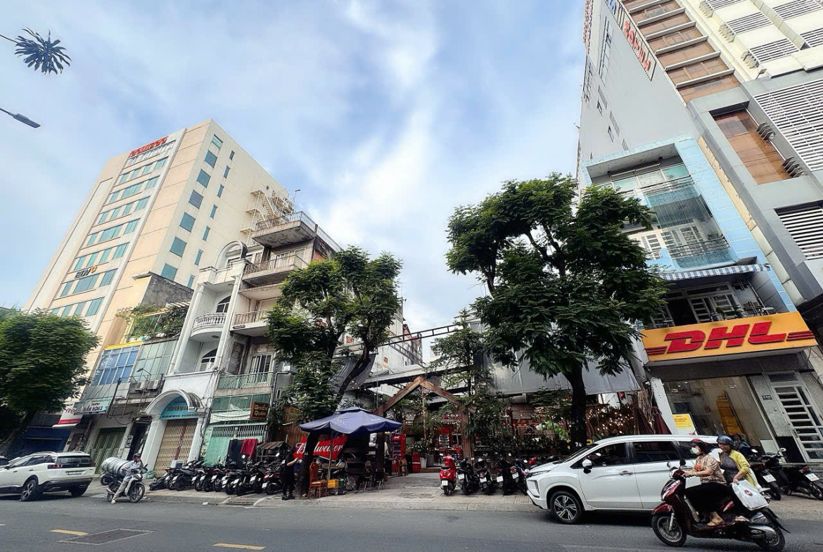 z7148774440239_bc97a5f7116c6a471f9cbd6f2ba094bb