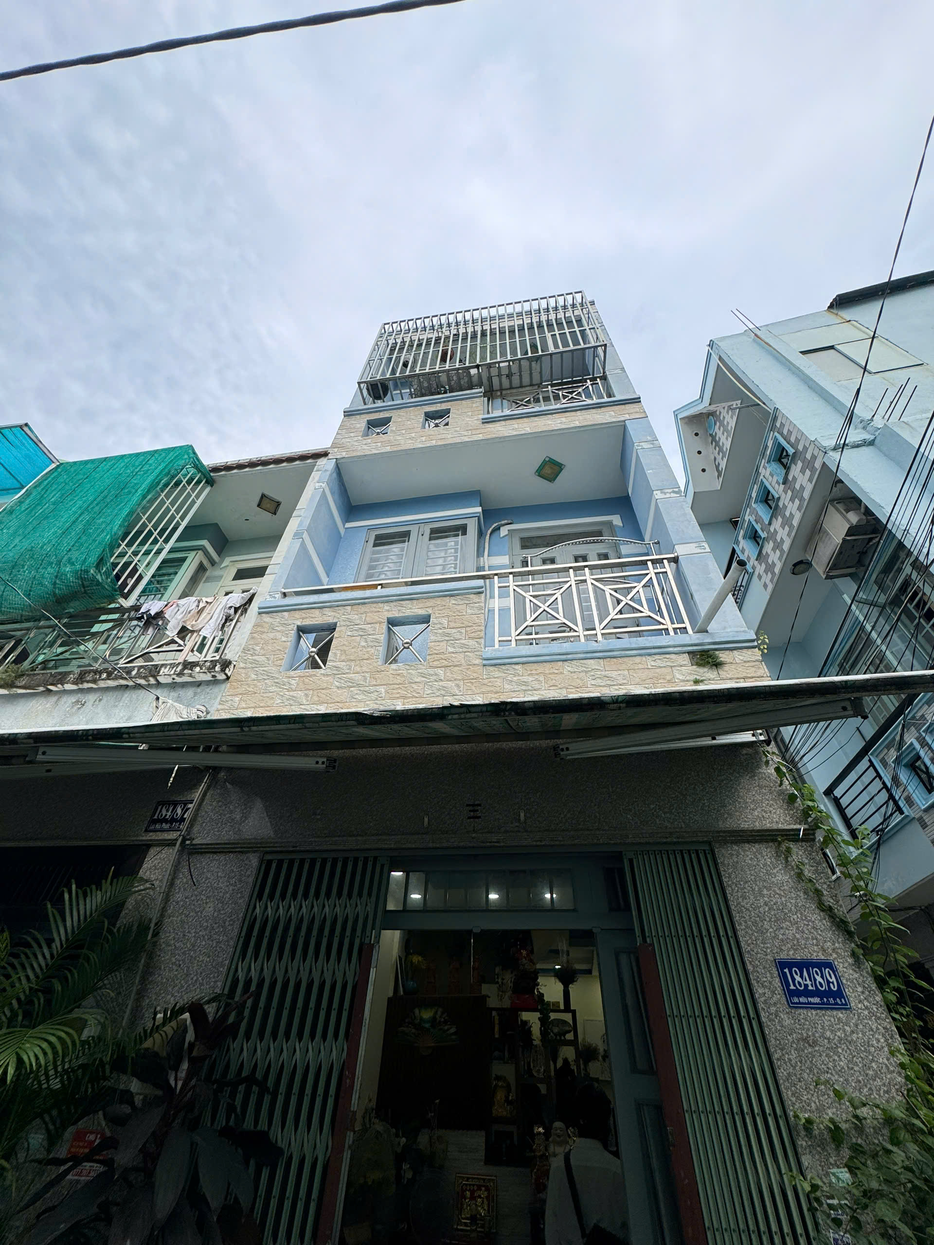 z7149404852611_ff4d4a9a7ce7a747bba3e72d59aa1bd1