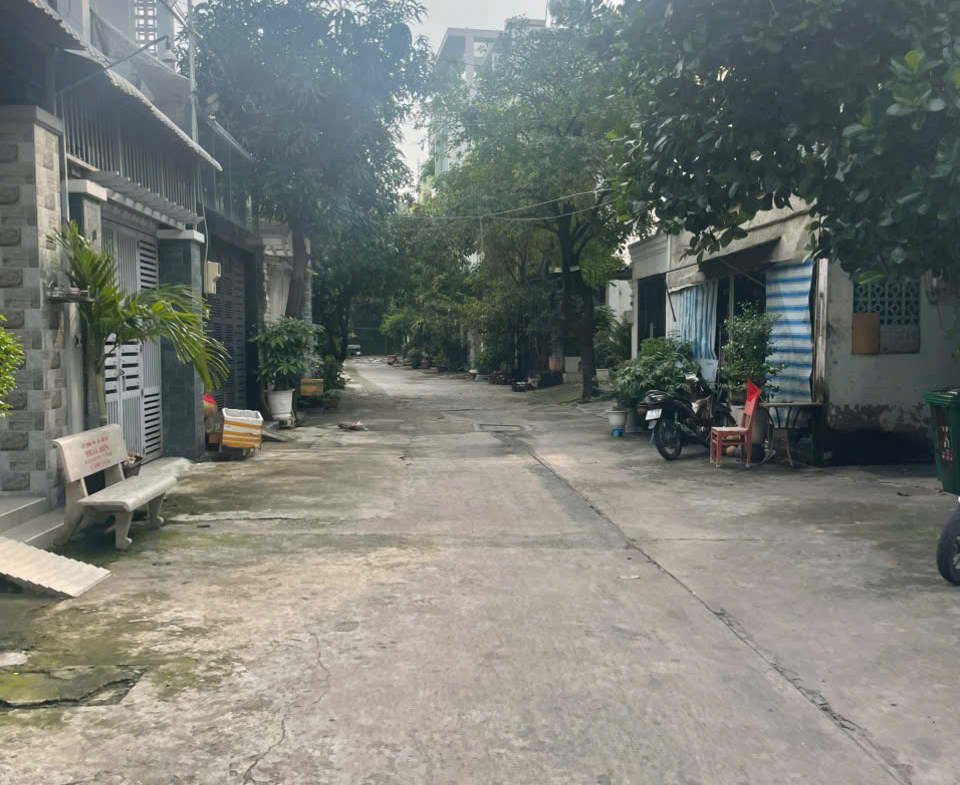 z7154465850893_11c4504513139541f07c70eb47b97698