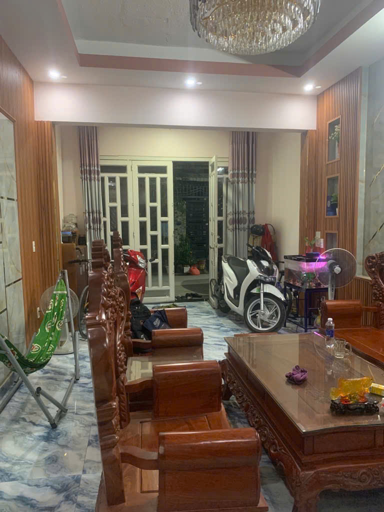 z7157553085676_63f450753211306dcd3a755b166738b8